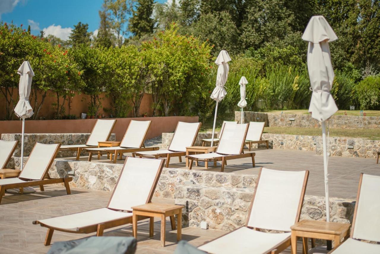 Dominoes Corfu Aparthotel Ypsos Exteriör bild