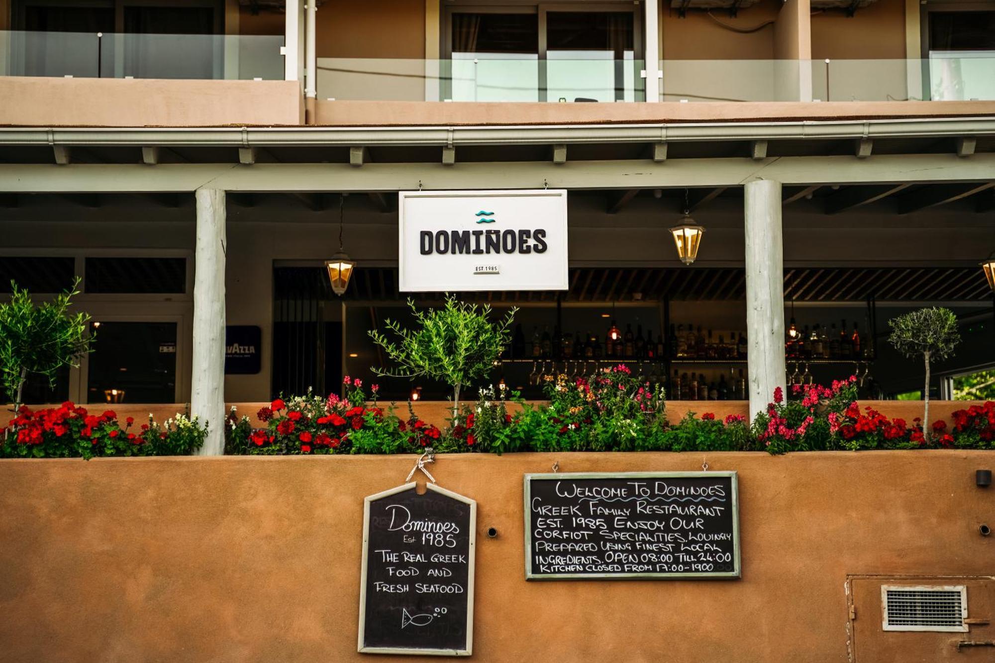 Dominoes Corfu Aparthotel Ypsos Exteriör bild